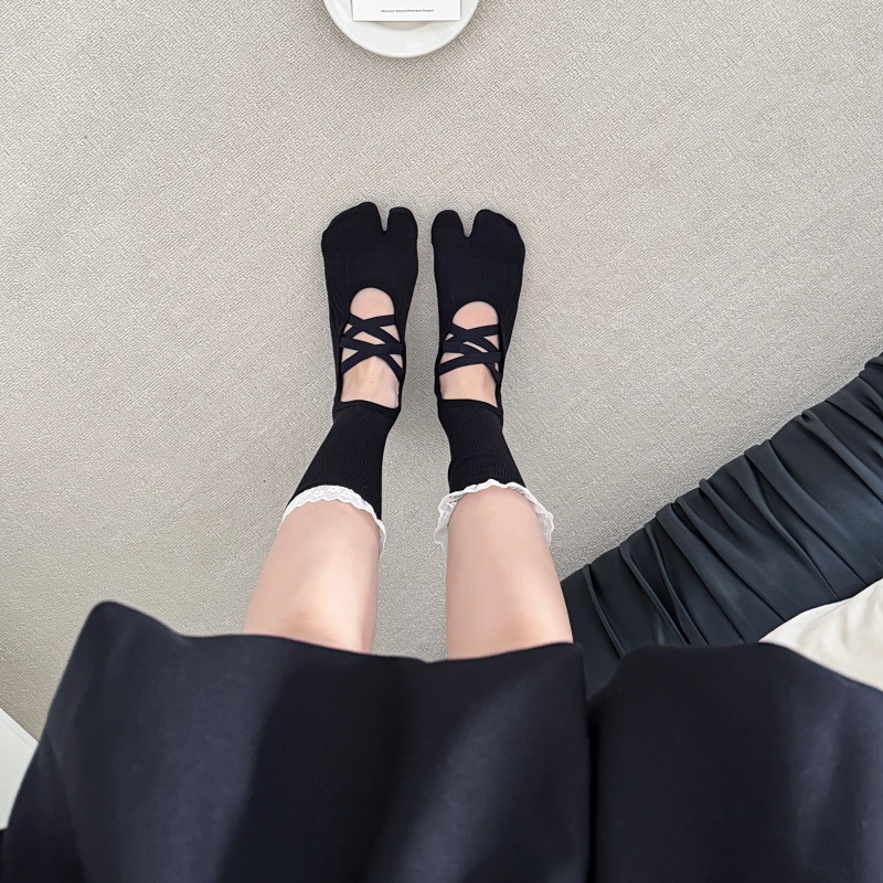 Lace Trim Split Toe Yoga Socks - Yoga Mat ulasan dan harga